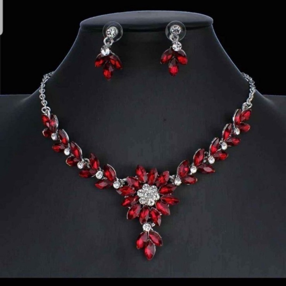 Necklace with earrings